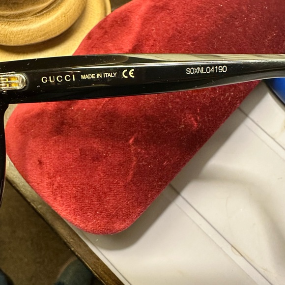 Gucci sunglasses - Picture 10 of 11